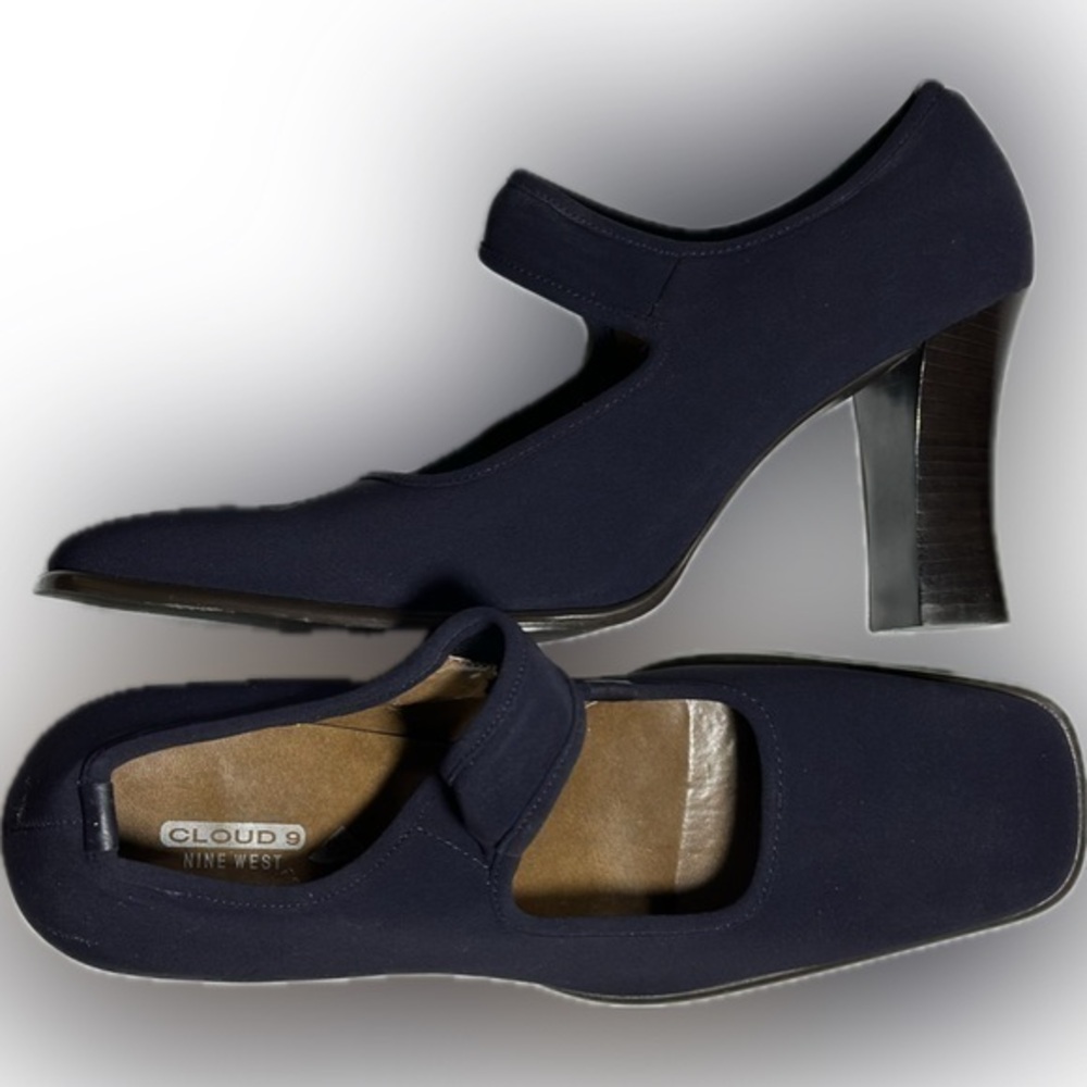 Nine West Cloud 9. Midnight Blue High Heel NWOT Size 10 1/2